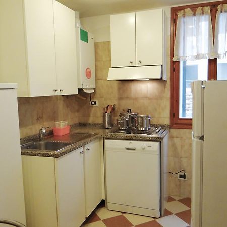 Appartamento Al Ghetto Vecchio Venedig Rum bild